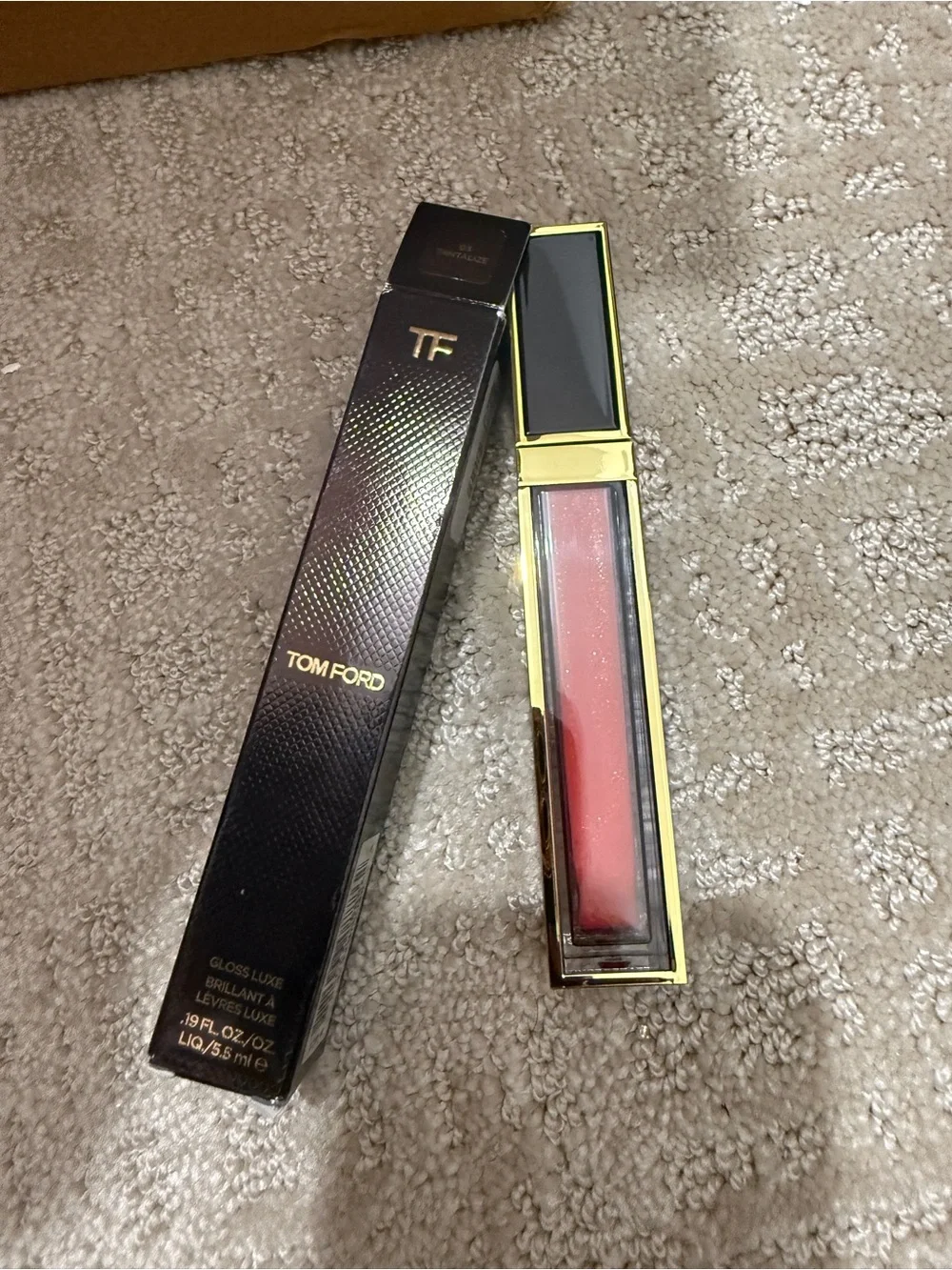 Tom Ford Gloss Luxe Lip Gloss in Shimmery Rose